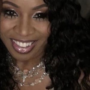 Meet your Posher, Fernellifa